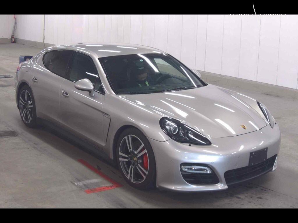 PORSCHE PANAMERA 5D 4WD GTS