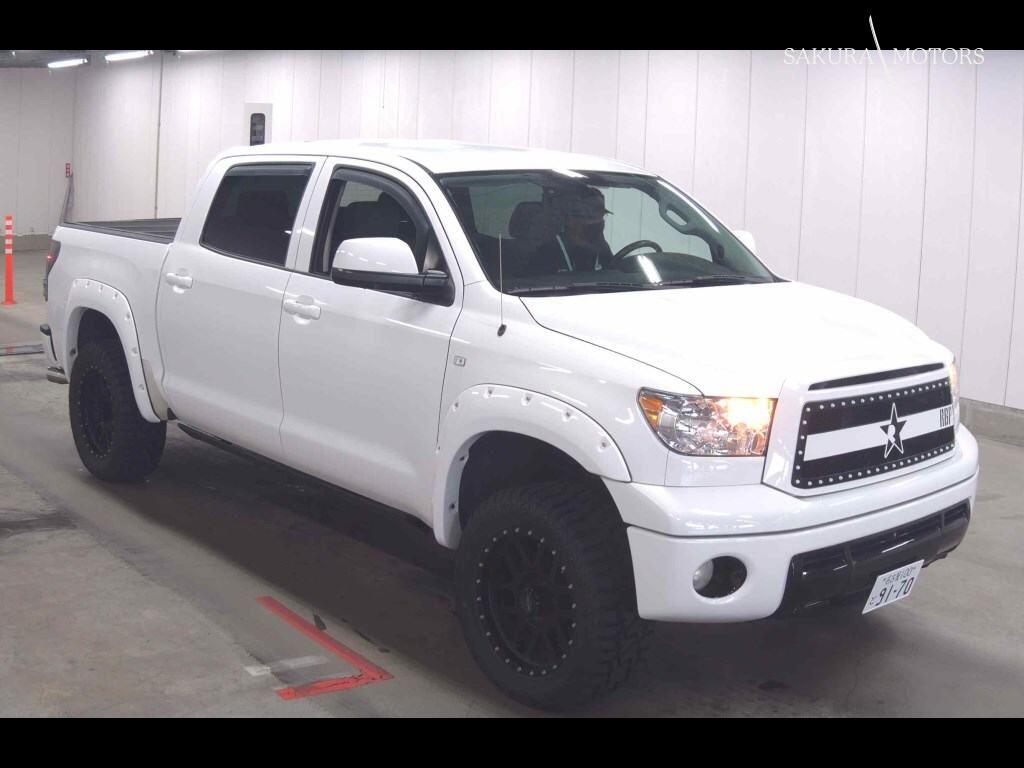 AMERICA TOYOTA TUNDRA 4D 4WD CREWMAX SR5