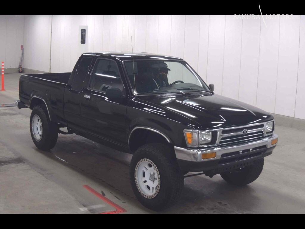 AMERICA TOYOTA HILUX EXTRA CAB