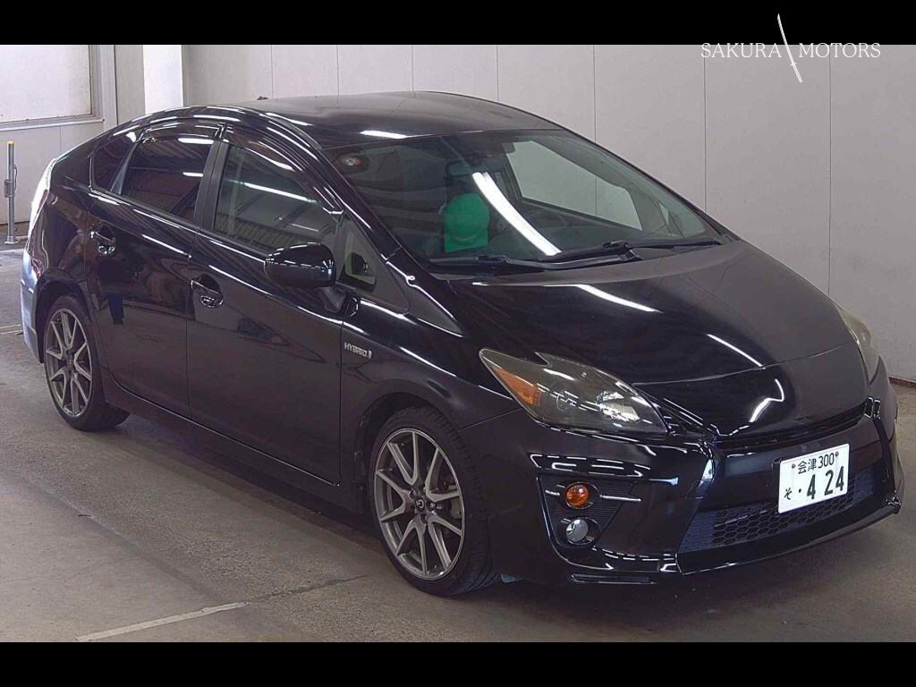 AMERICA TOYOTA PRIUS 5D