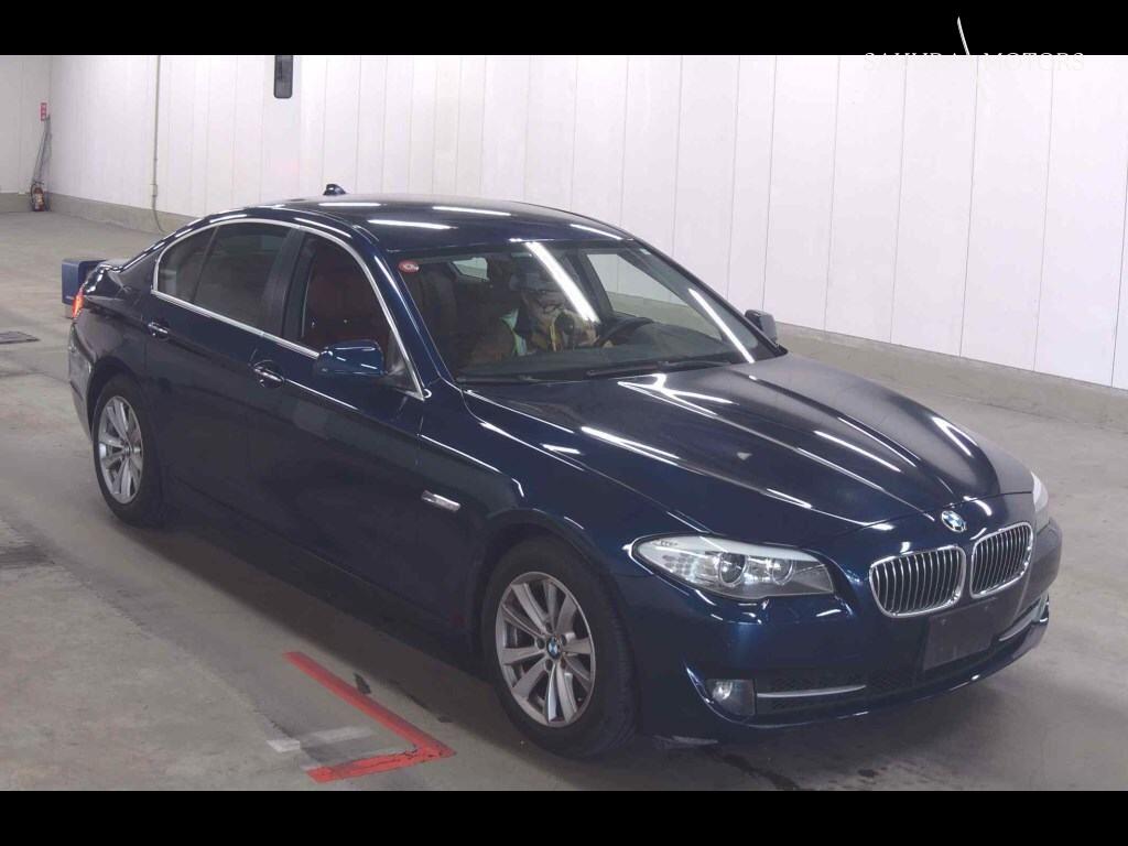 BMW 5 SERIES 4D 528I