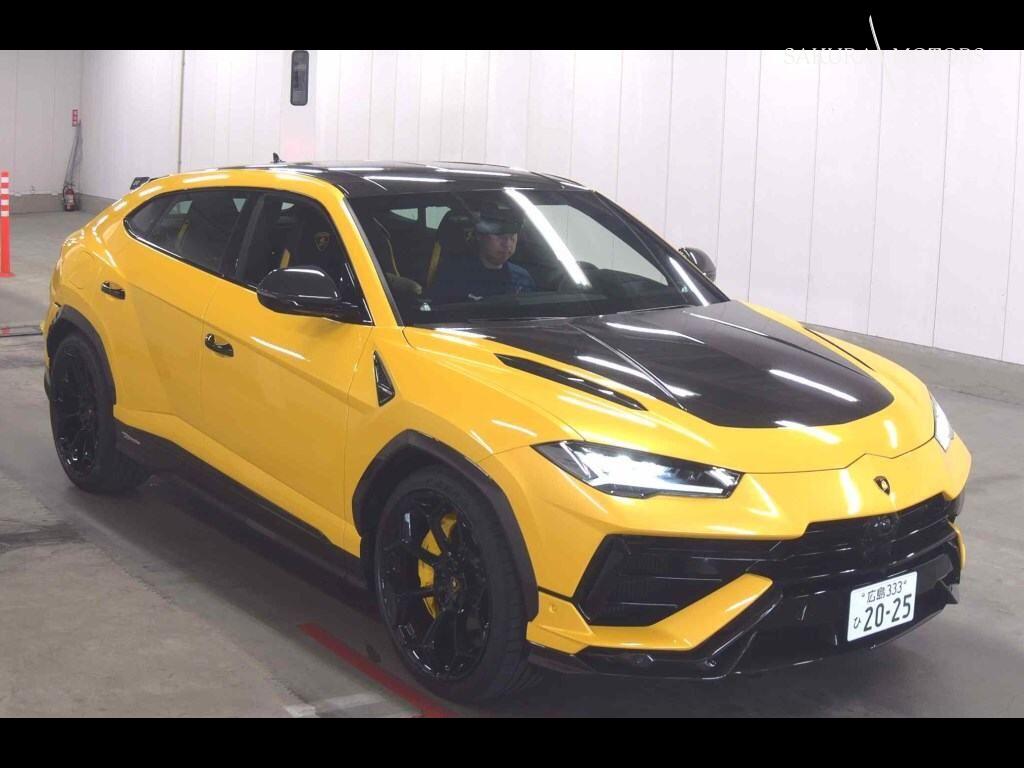 LAMBORGHINI URUS 4WD PERFORMANTE