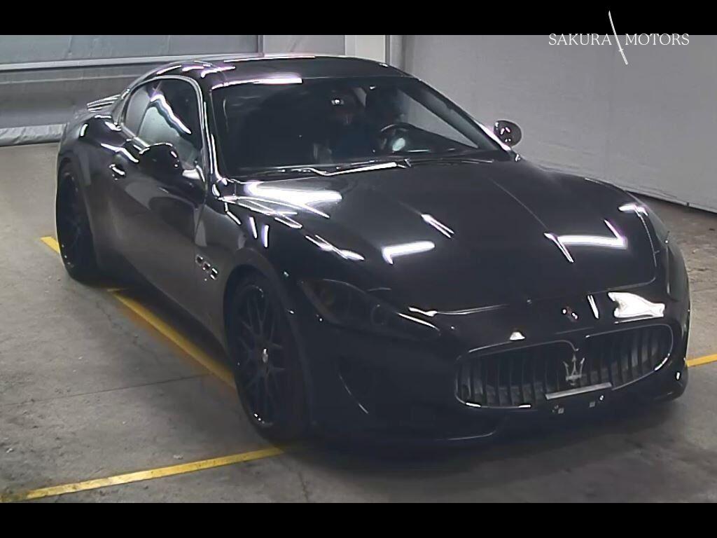 MASERATI GRANTURISMO BASE GRADE