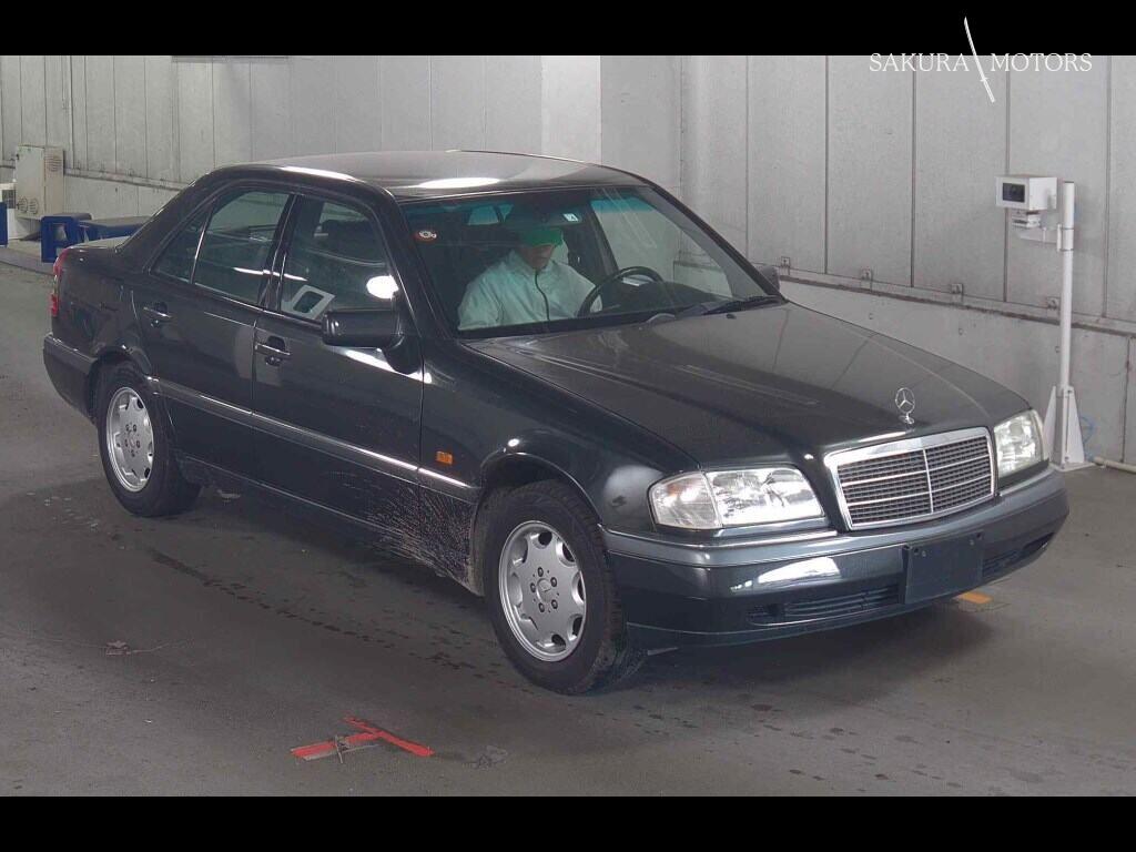 MERCEDES BENZ C-CLASS 4D C220