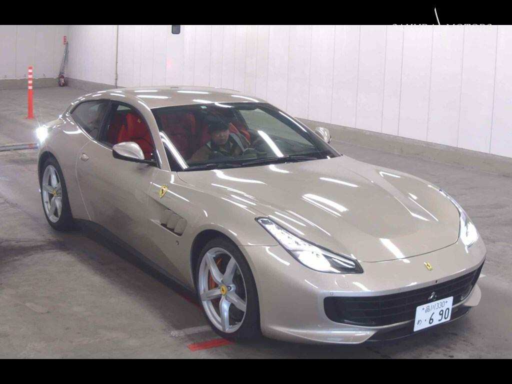 FERRARI GTC4 LUSSO 4WD