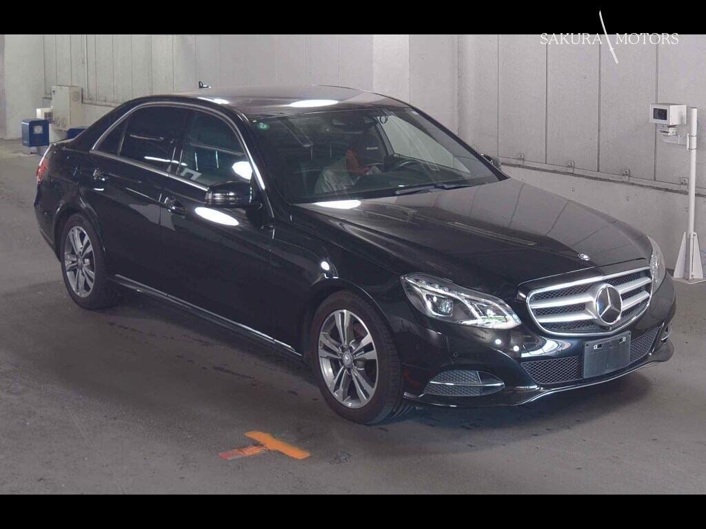 MERCEDES BENZ E-CLASS 4D 4WD E300 4MATIC AVANTGARDE