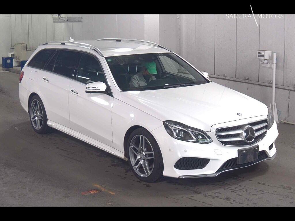 MERCEDES BENZ E-CLASS STATIONWAGON 4WD E300 4MATIC STATIONWAGON AVANTGARDE AMG