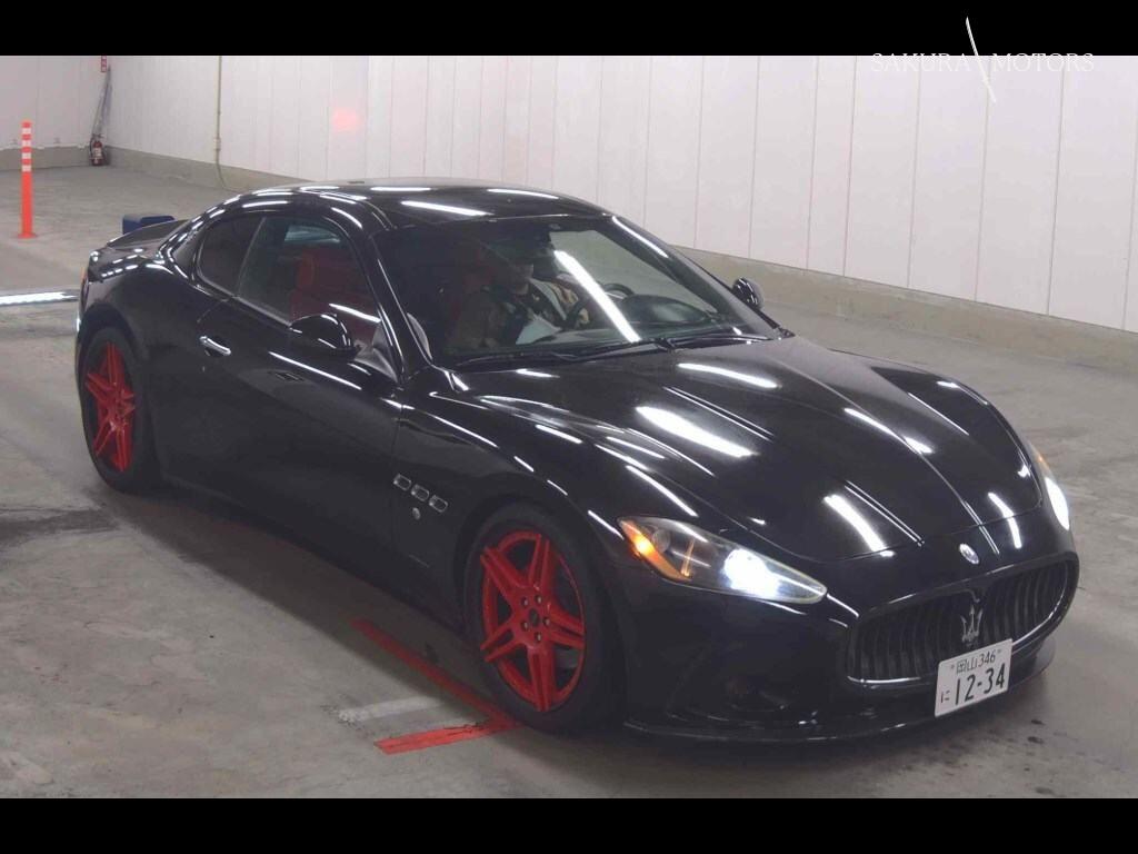 MASERATI GRANTURISMO BASE GRADE