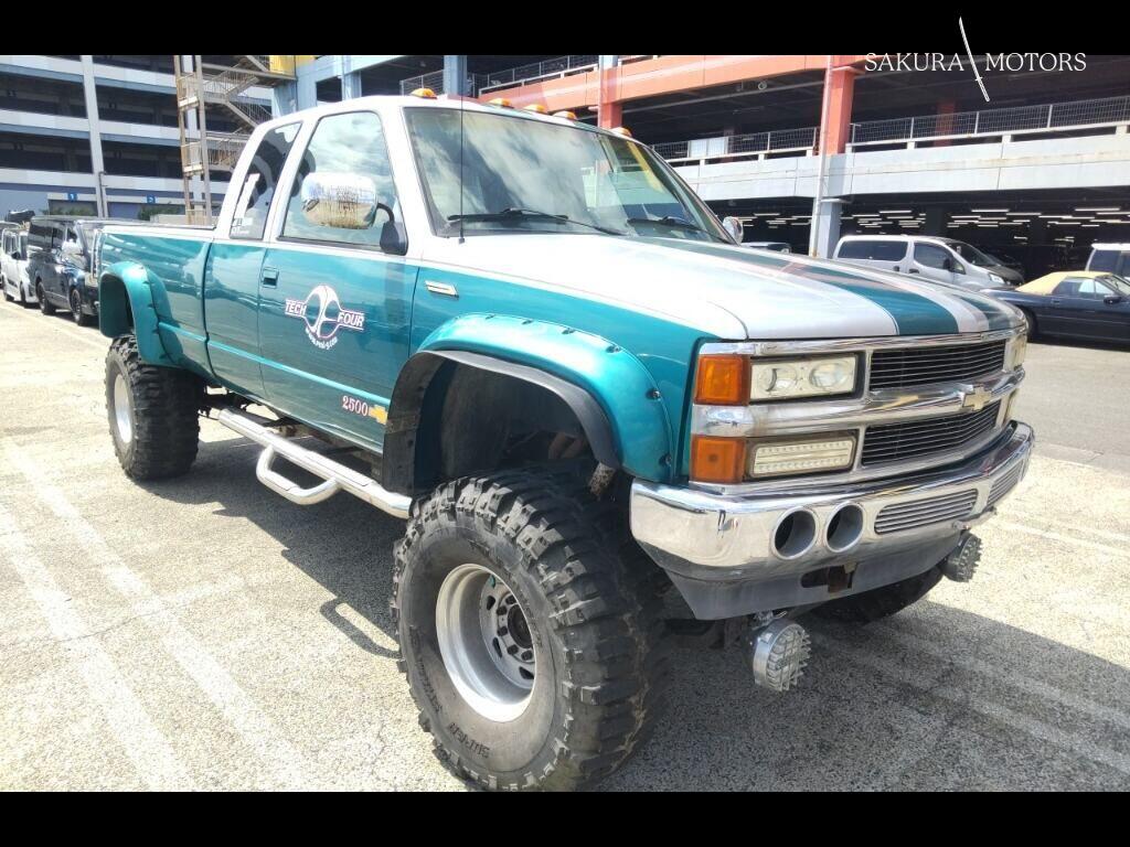 CHEVROLET K-2500 4WD