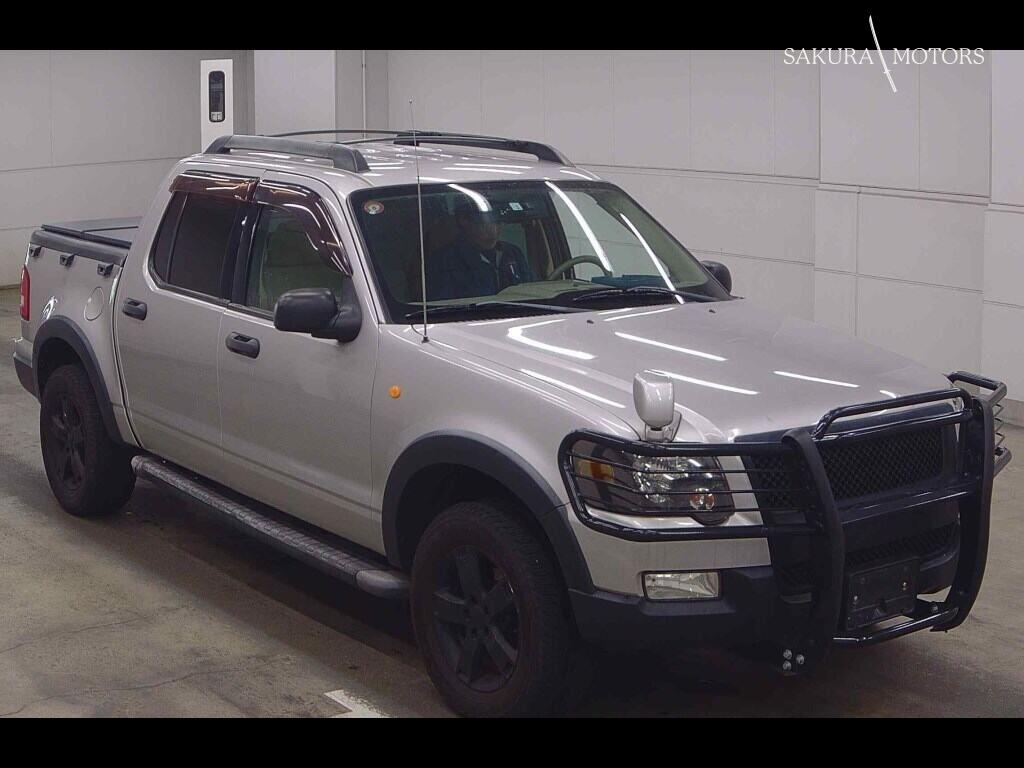 FORD EXPLORER SPORT TRAC 4WD XLT