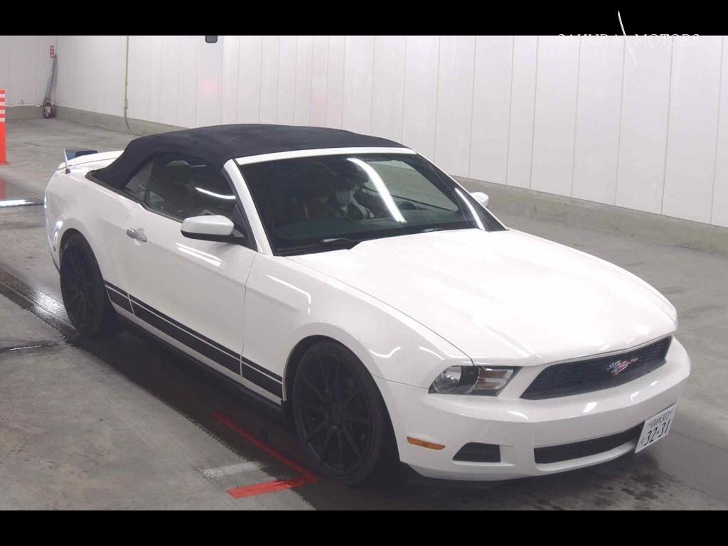 FORD MUSTANG OP V6 CONVERTIBLE PREMIUM