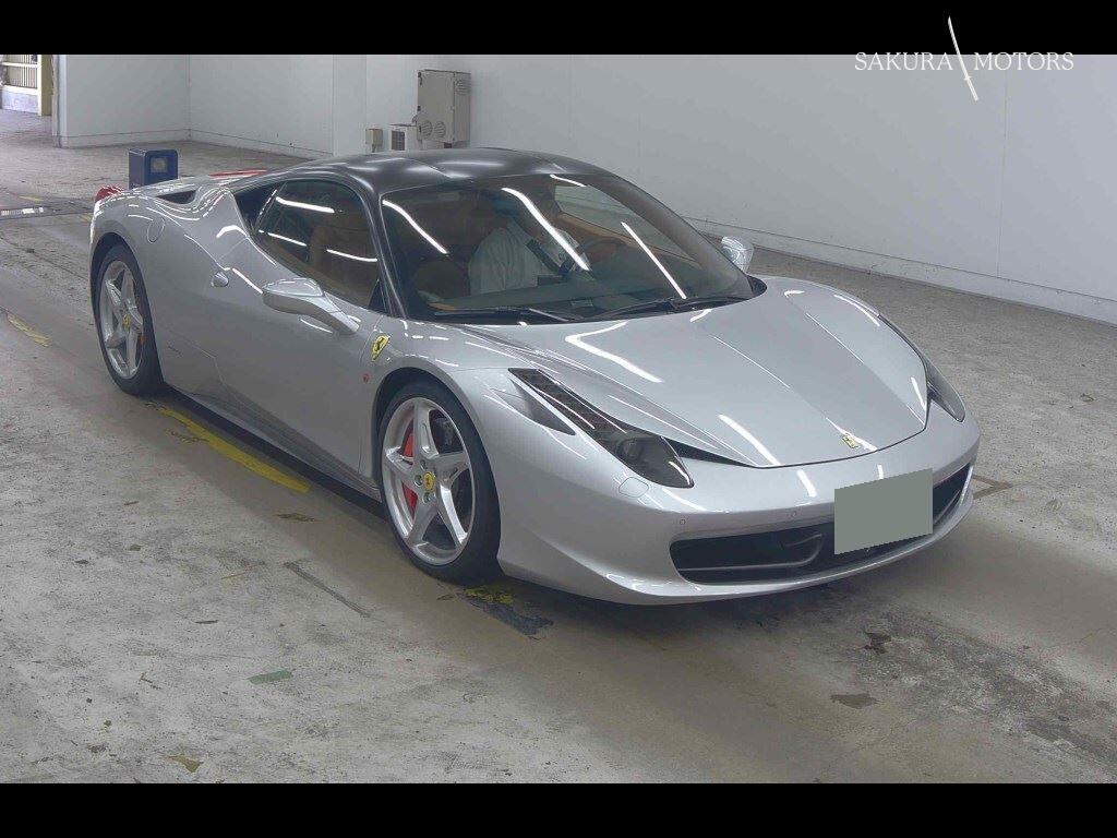 FERRARI 458 ITALIA