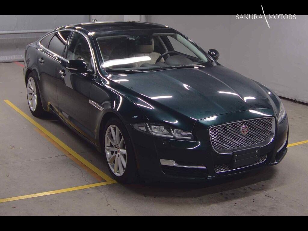 JAGUAR XJ 4D XJ LUXURY