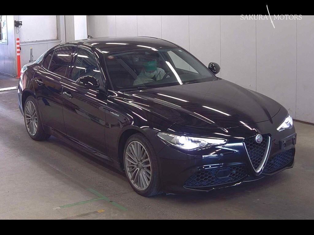 ALFA ROMEO GIULIA 4D 4WD VELOCE