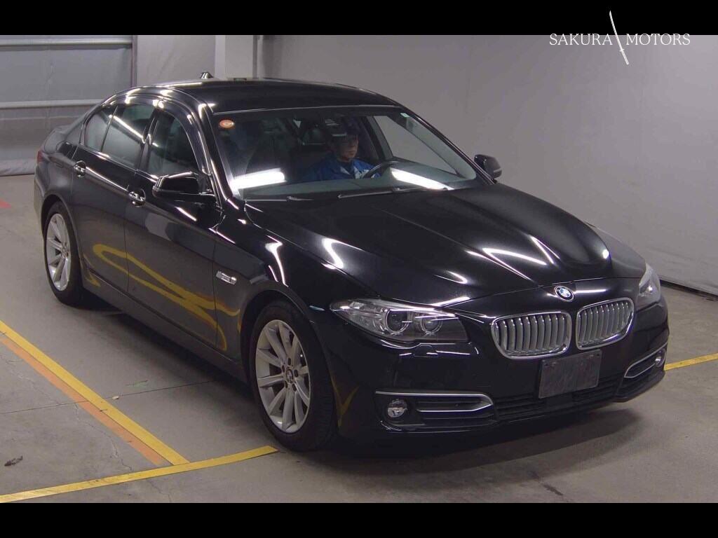 BMW 5 SERIES 4D 528I