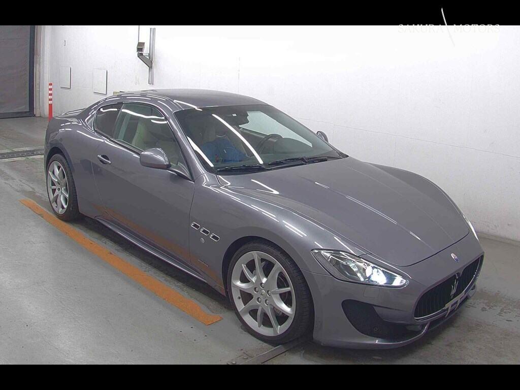 MASERATI GRANTURISMO SPORTS MC AUTO SHIFT