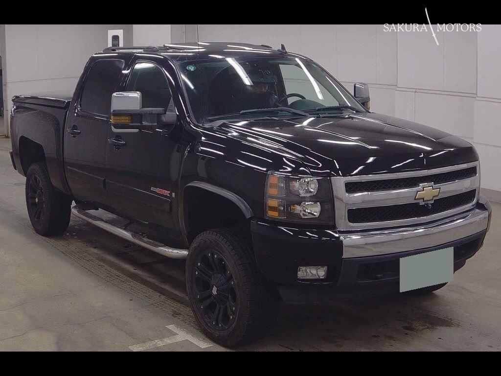 CHEVROLET SILVERADO 4D 4WD