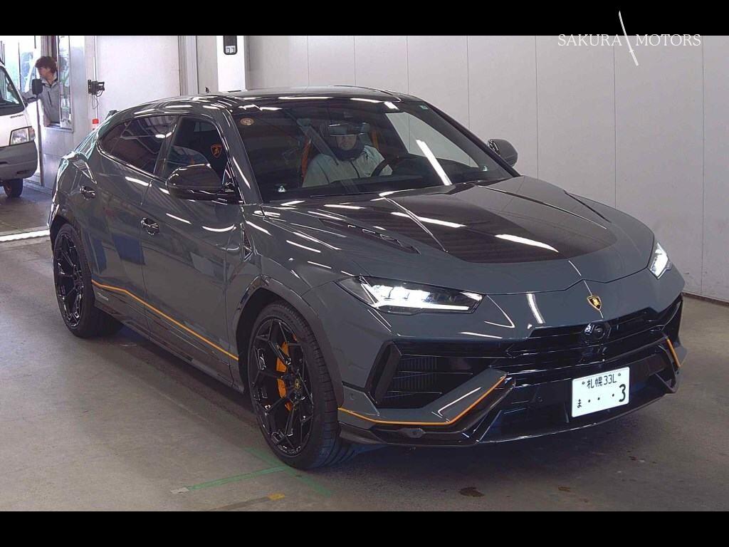 LAMBORGHINI URUS 4WD PERFORMANTE