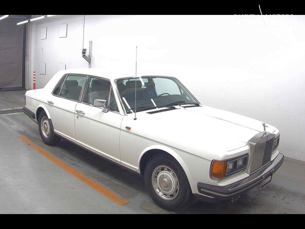 ROLLS-ROYCE SILVER SPIRIT