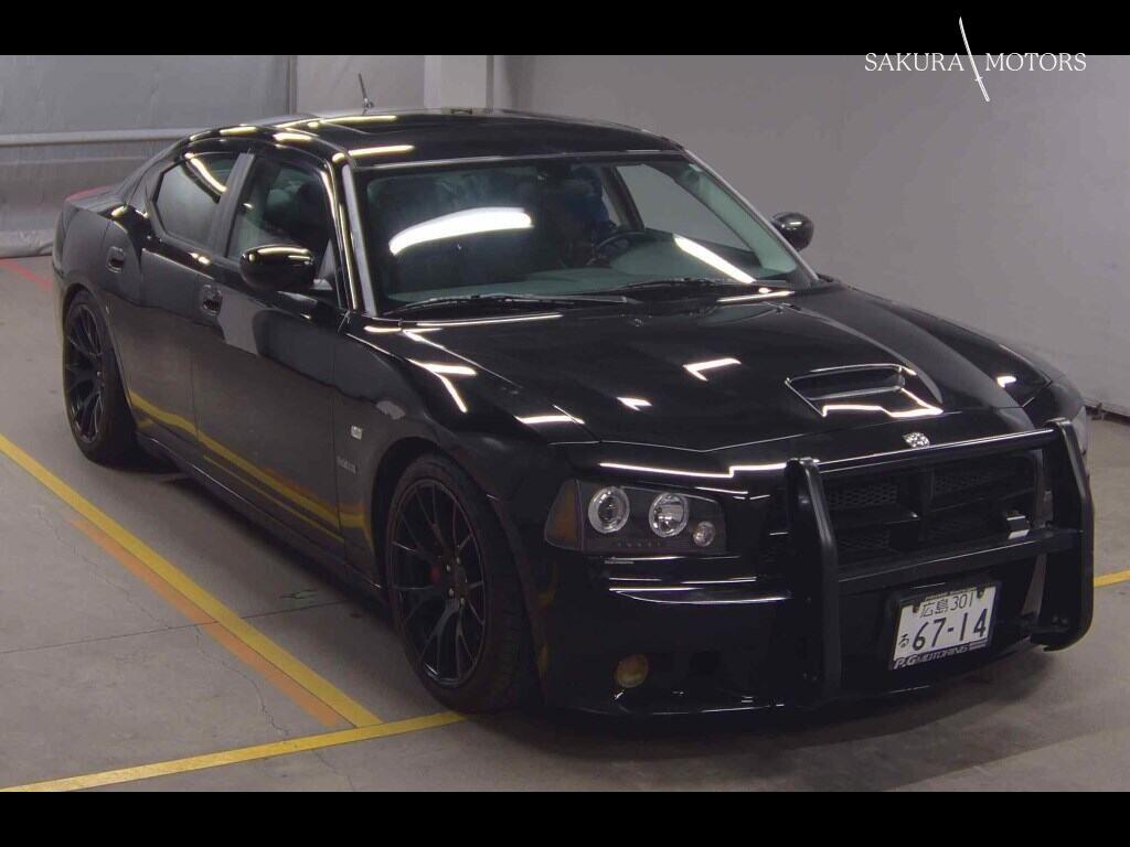 DODGE CHARGER 4D SRT8